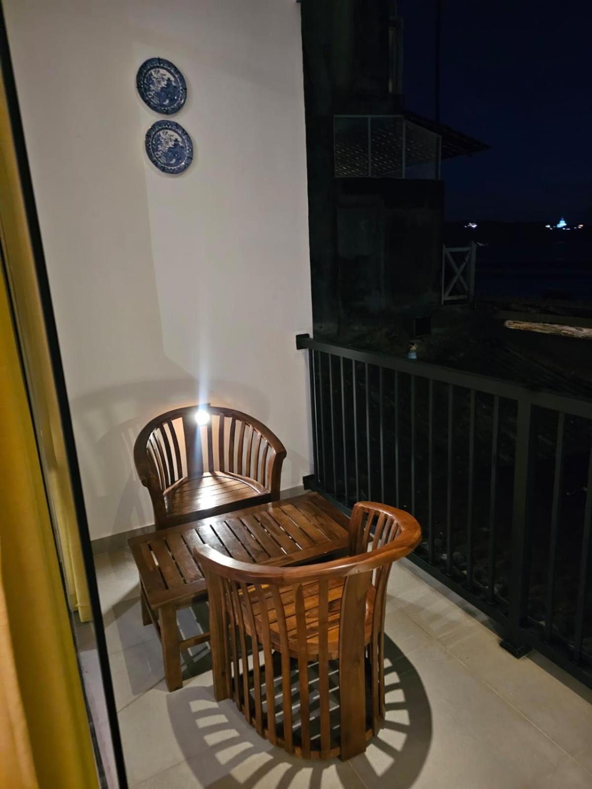 Kings Bay Beach Resort Гале Екстериор снимка